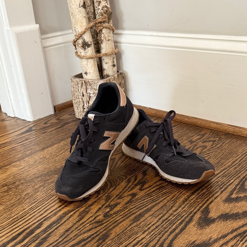 New Balance Women's Black and Tan Sneakers